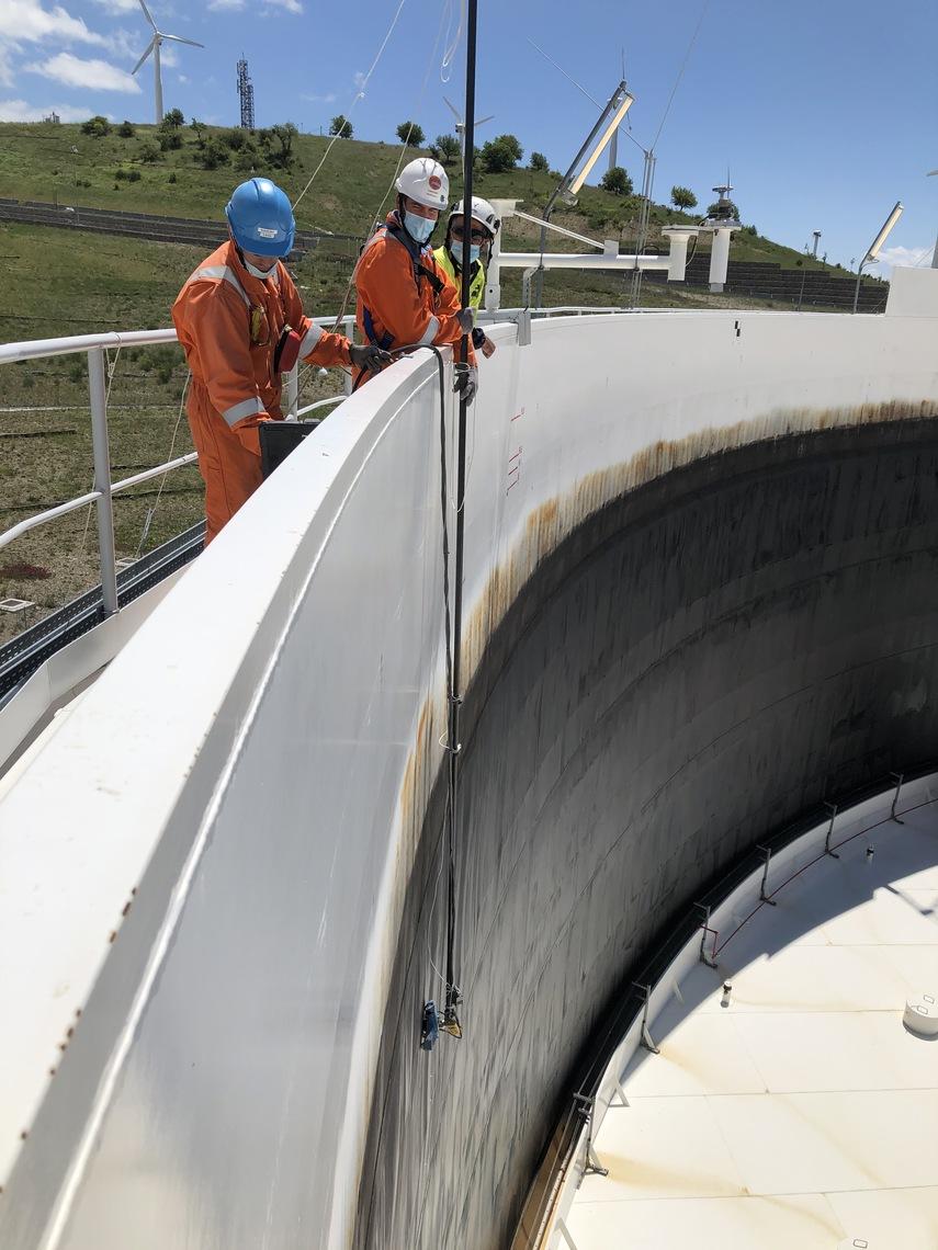 Inspección de un tanque calorifugado sin retirar el aislamiento